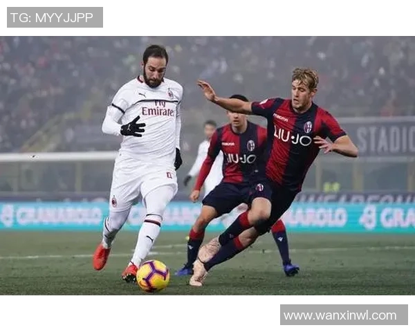 九爷的足球传奇：从街头少年到世界瞩目的明星之路